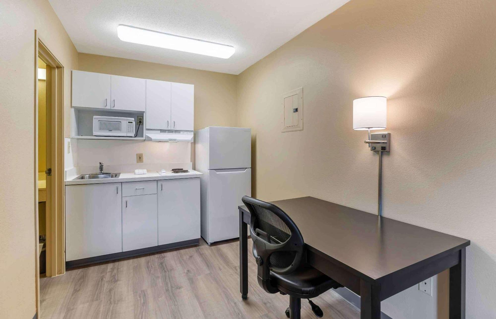 Extended Stay America Suites - St Louis - Westport - E Lackland Rd Maryland Heights Exteriér fotografie