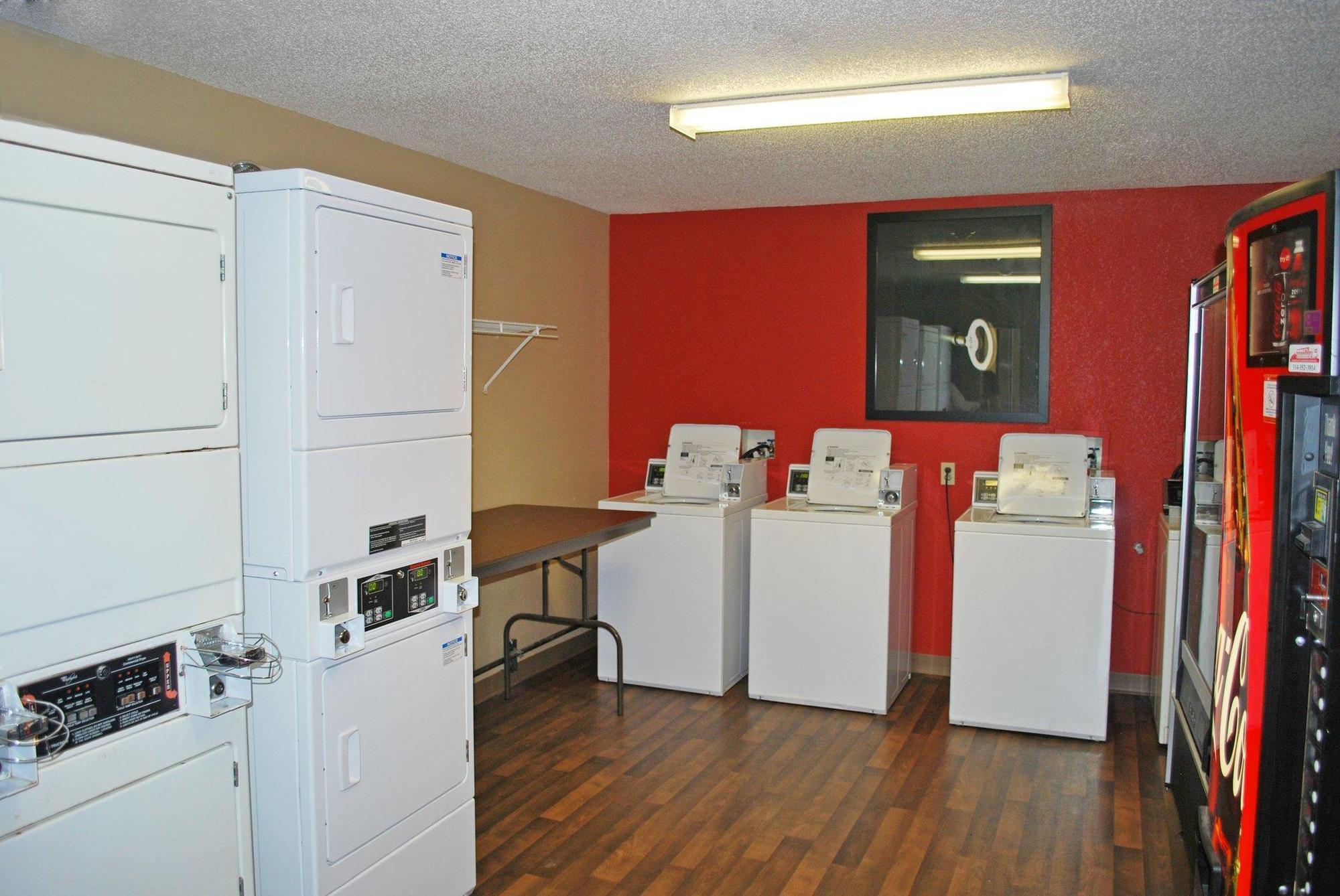 Extended Stay America Suites - St Louis - Westport - E Lackland Rd Maryland Heights Exteriér fotografie